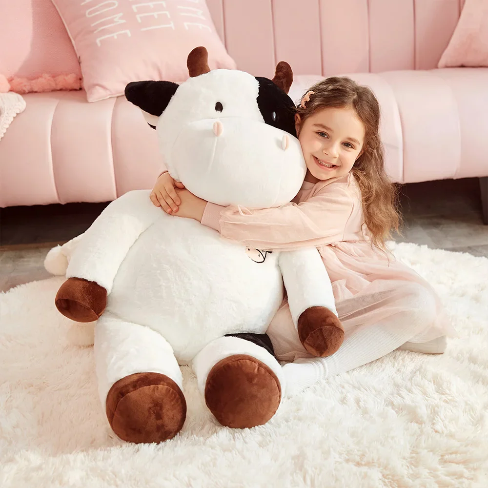 Momo The Giant Cow - Image 3